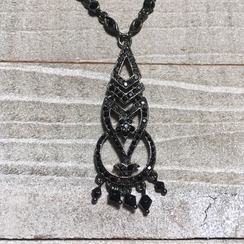 Vintage Black Pendant Chain Necklace